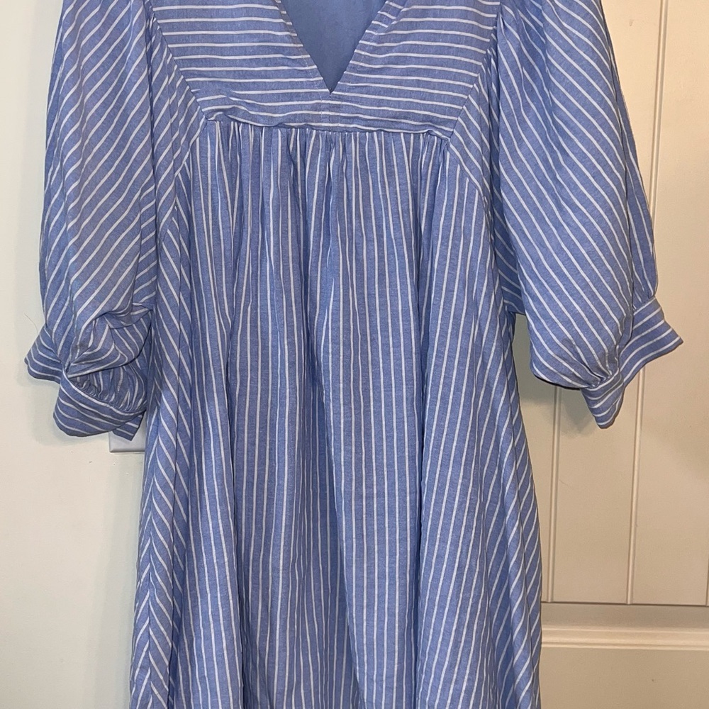 entro rebranded Lavish Boutique Light Blue and White Striped V-Neck Midi Dress - Picture 2 of 5